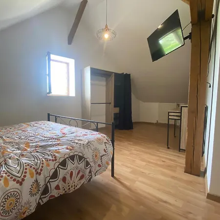 Appartamento Jolie maisonnette Barenton-Bugny